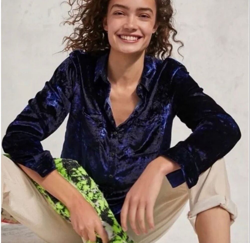 Anthropologie Pilcro Mara Velvet Blue Button Down Size 2